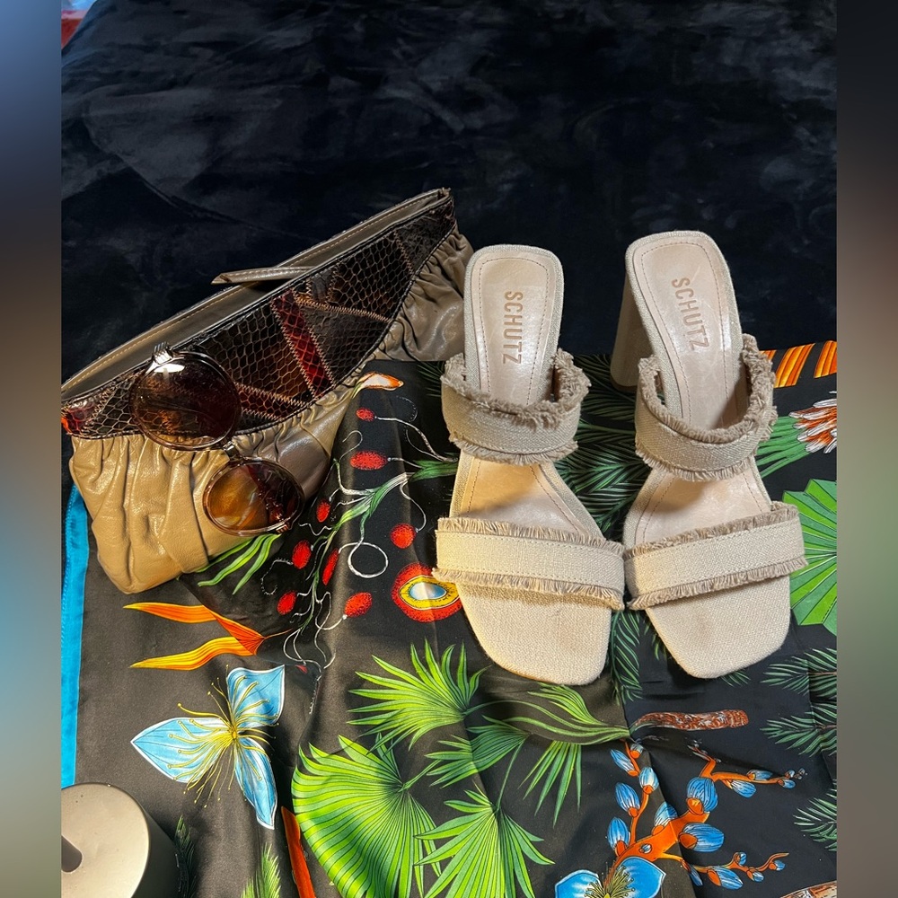 SCHUTZ Beige Fringe Sandals
